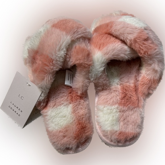 LC Lauren Conrad Shoes - NWT LC Lauren Conrad slippers